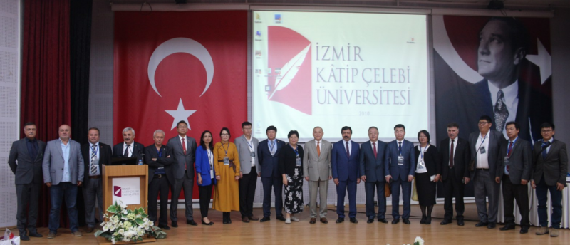 Academic conference held in Izmir Katip Çelebi University