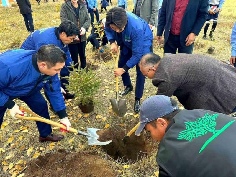 Tree Planting on the 75th Anniversary of the Diplomatic Relations between Mongolia and the DPRK