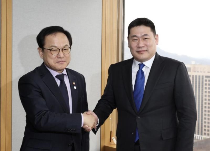 Prime Minister L. Oyun-Erdene pays an official visit to Republic of Korea