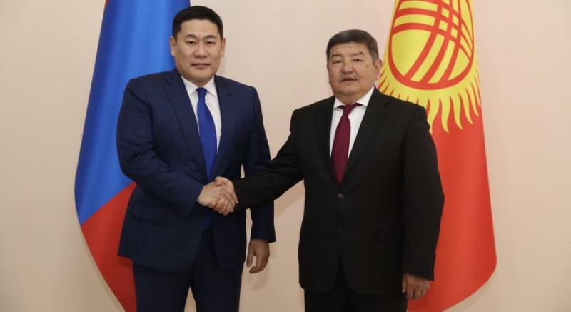 Prime Ministers of Mongolia and Kyrgyzstan Hold Official Talks